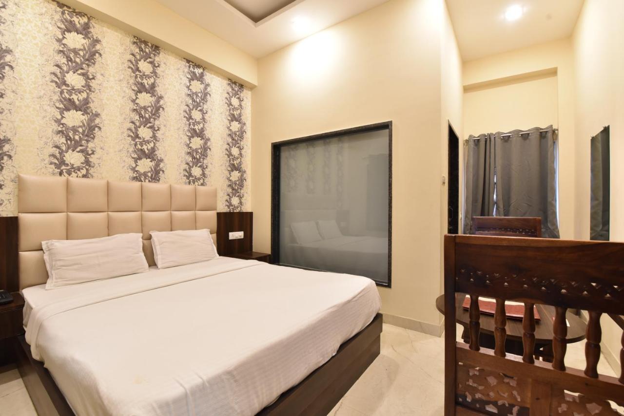 Hotel Dosa Plaza Udaipur Extérieur photo