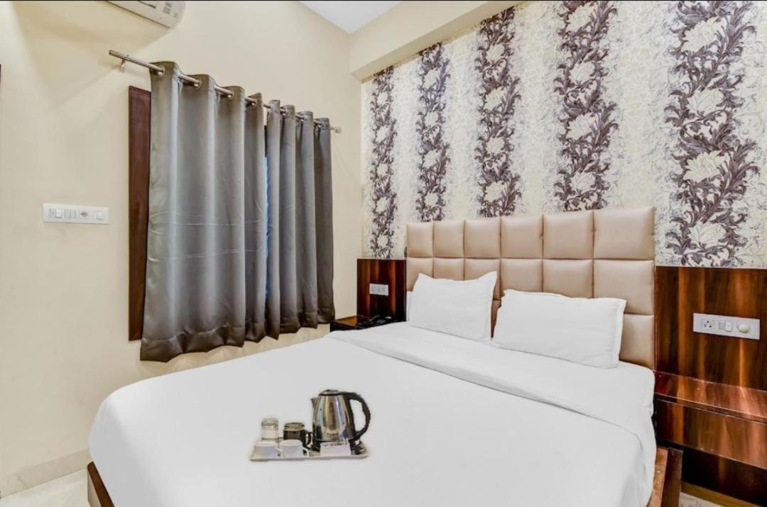 Hotel Dosa Plaza Udaipur Extérieur photo