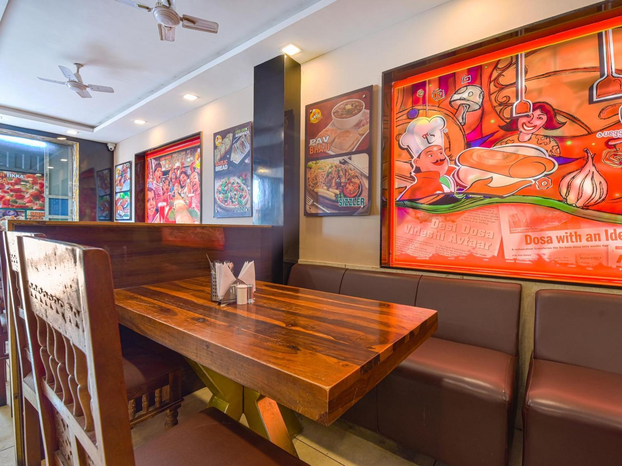 Hotel Dosa Plaza Udaipur Extérieur photo