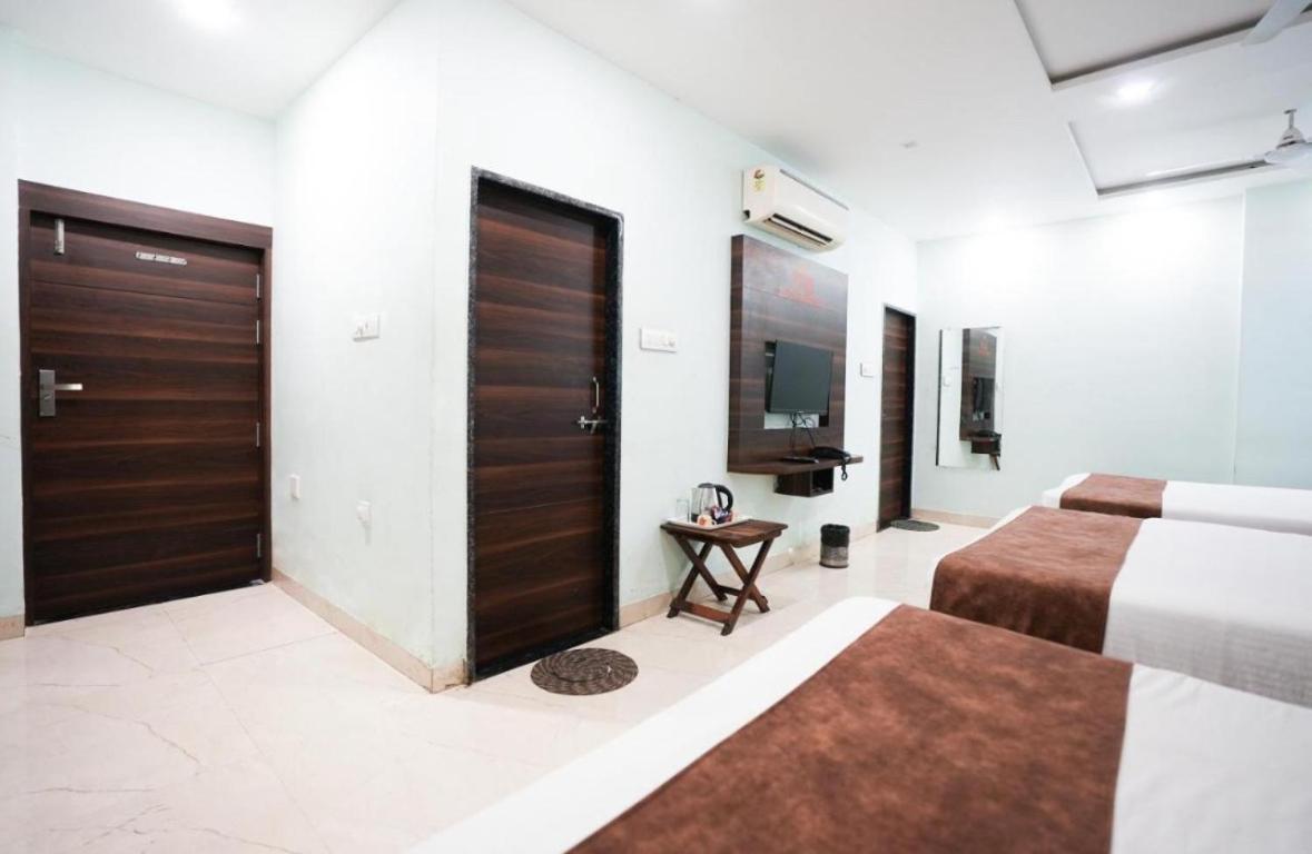Hotel Dosa Plaza Udaipur Extérieur photo